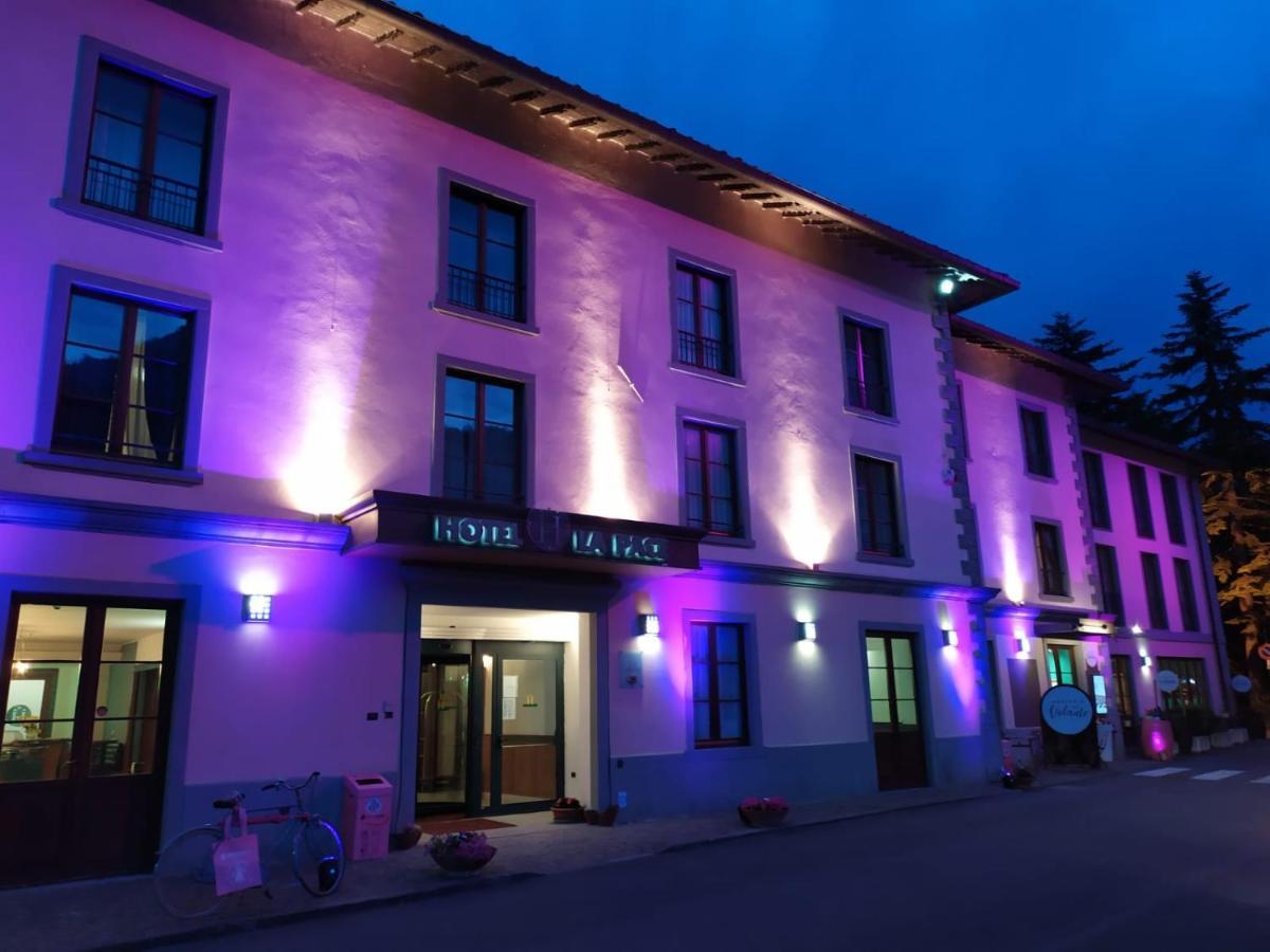 בניו די רומניה Hotel La Pace מראה חיצוני תמונה