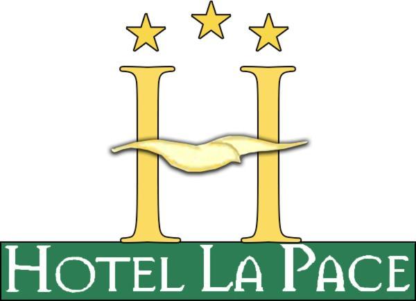 בניו די רומניה Hotel La Pace מראה חיצוני תמונה
